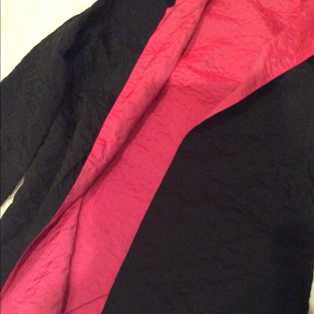 Lightweight reversible jacket - Picture 4 of 4